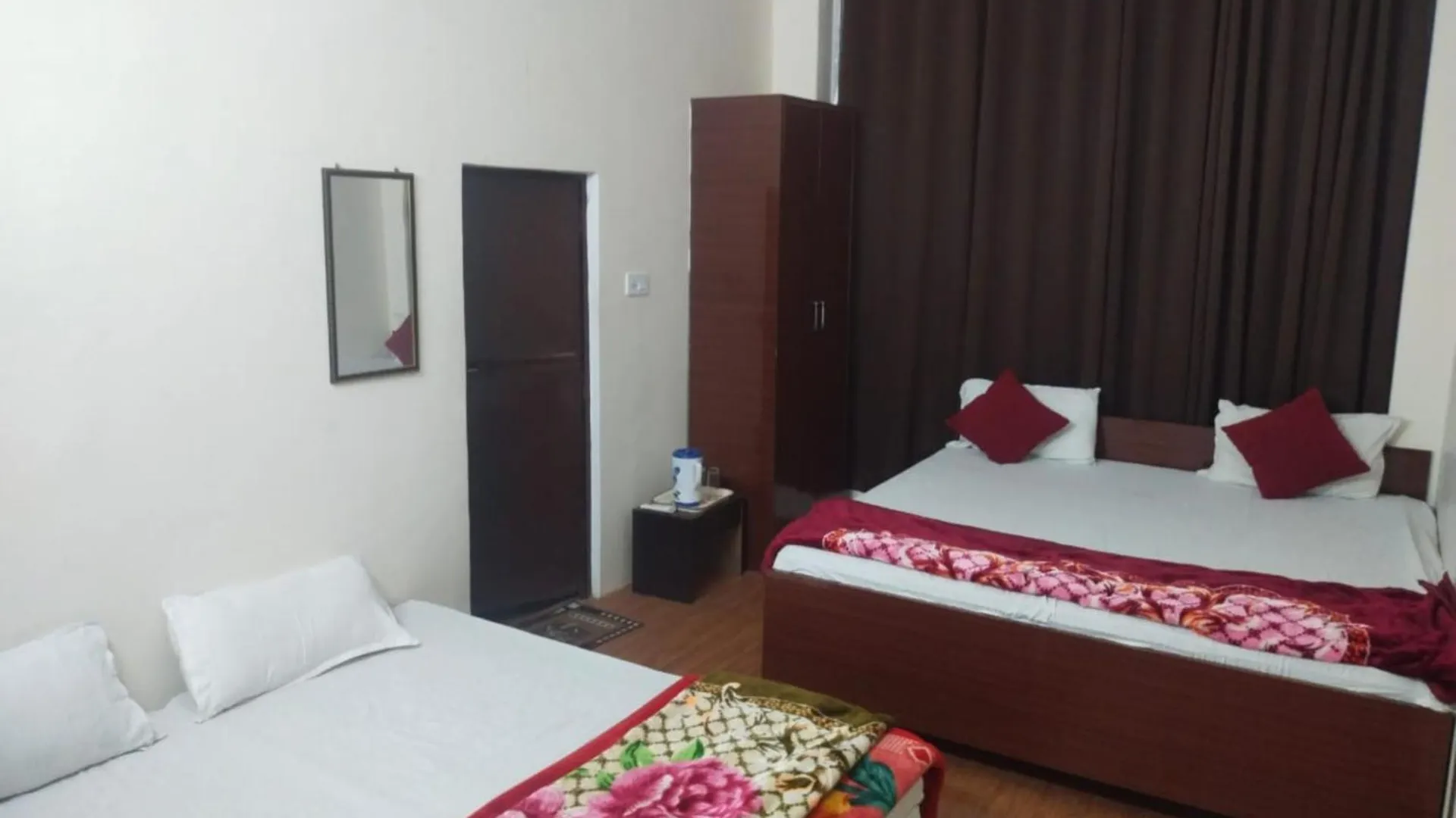 Ξενοδοχείο Goroomgo Varanasi Paradise Βαρανάσι