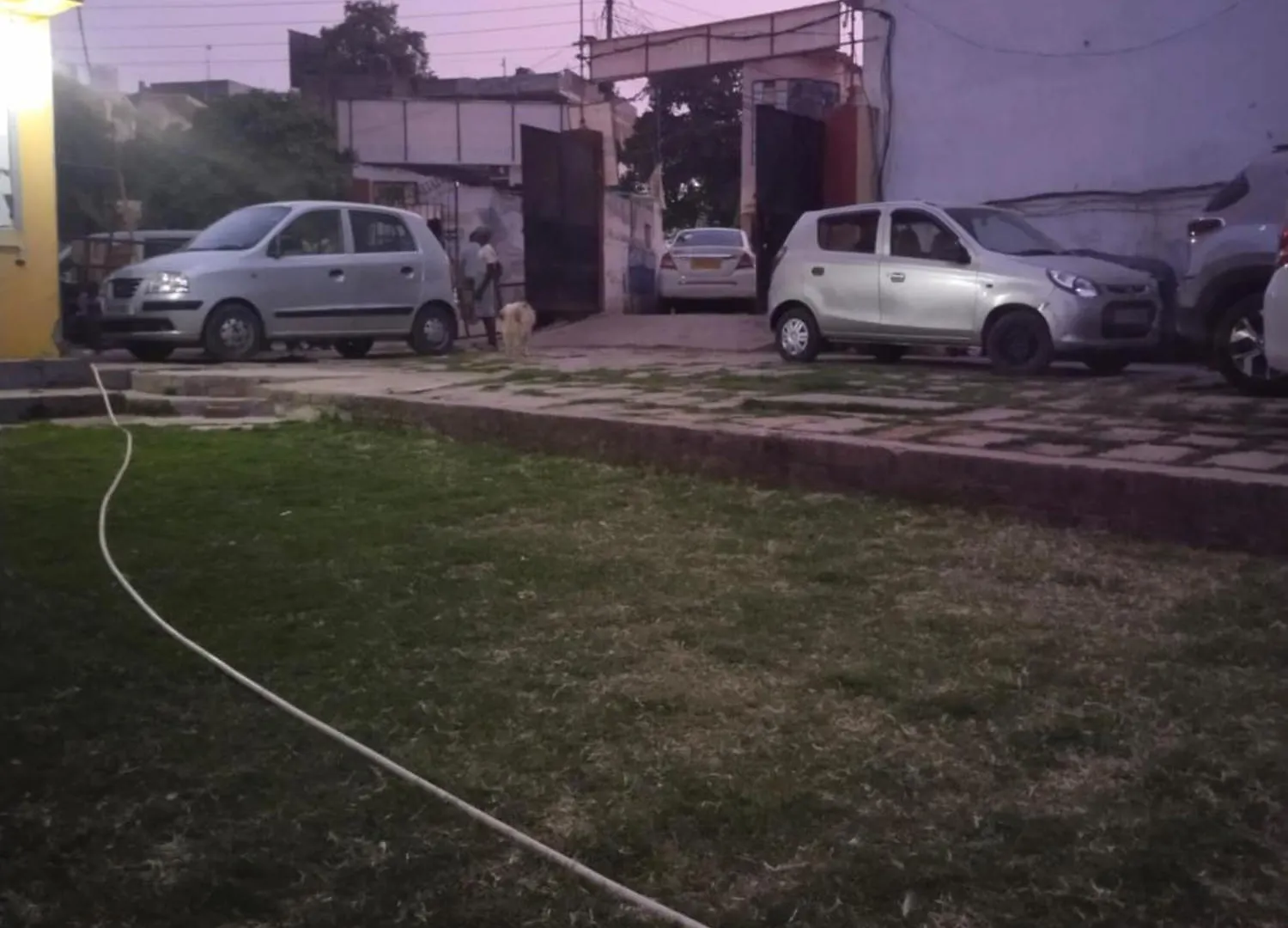 Goroomgo Varanasi Paradise Βαρανάσι