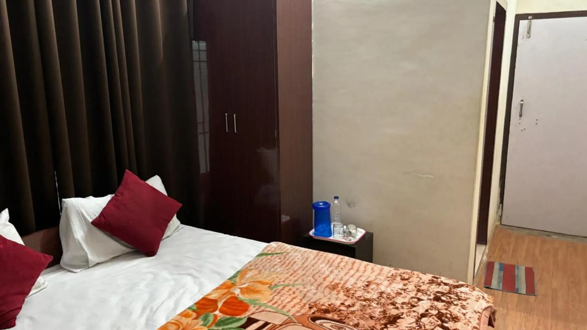 Ξενοδοχείο Goroomgo Varanasi Paradise Βαρανάσι