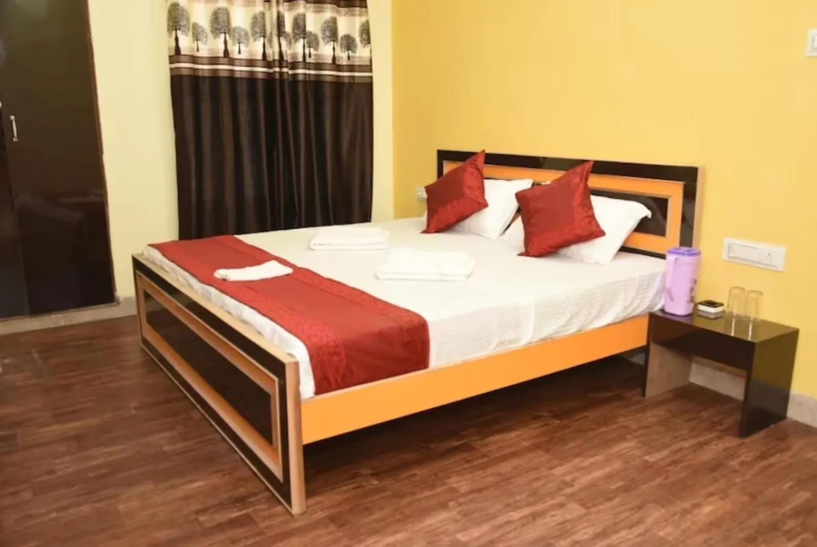 Goroomgo Varanasi Paradise Βαρανάσι